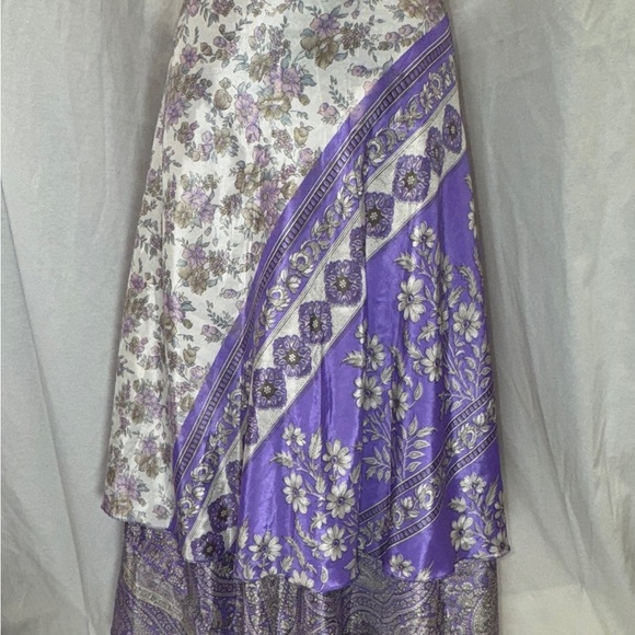 Lavender Paisley Wrap Midi/Maxi Skirt One Size - Picture 2 of 7
